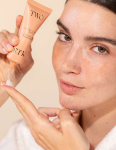 TWO POLES VACATION SKIN TREATMENT 40 2