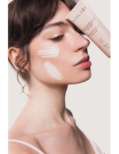 Holisi The Radiant Silk Sunscreem 50+ SPF 2